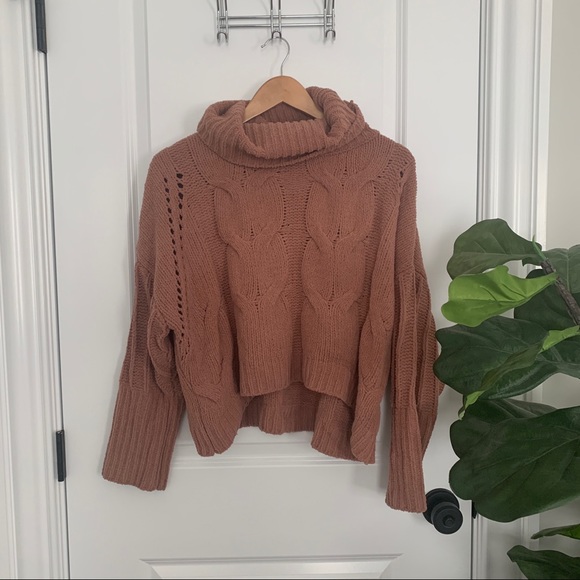 moon & madison Sweaters - Light brown cropped turtleneck sweater